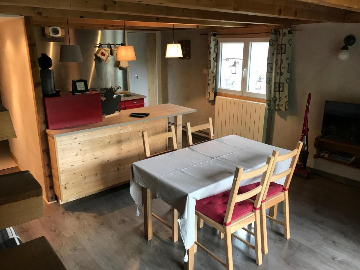 Chez Julie Bed and Breakfast Thollon-les-Memises Buitenkant foto